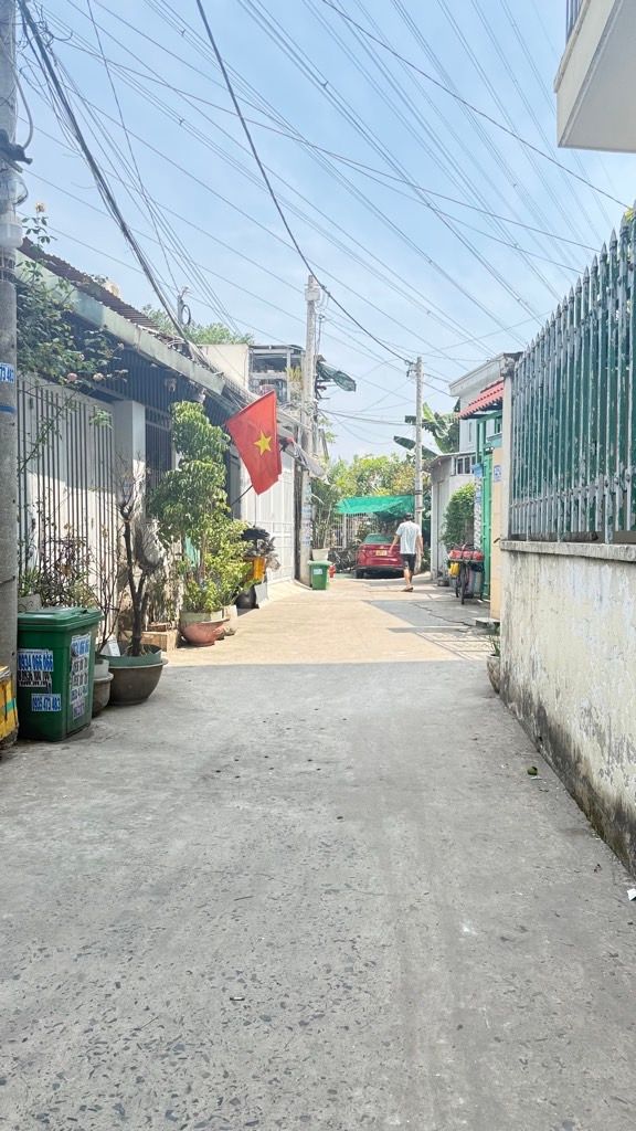 Bán Nhà Q.12 Huỳnh Thị Hai - 108m² - 7PN 3 Tầng. Sổ Hồng. Giá 5.2 Tỷ.HXH