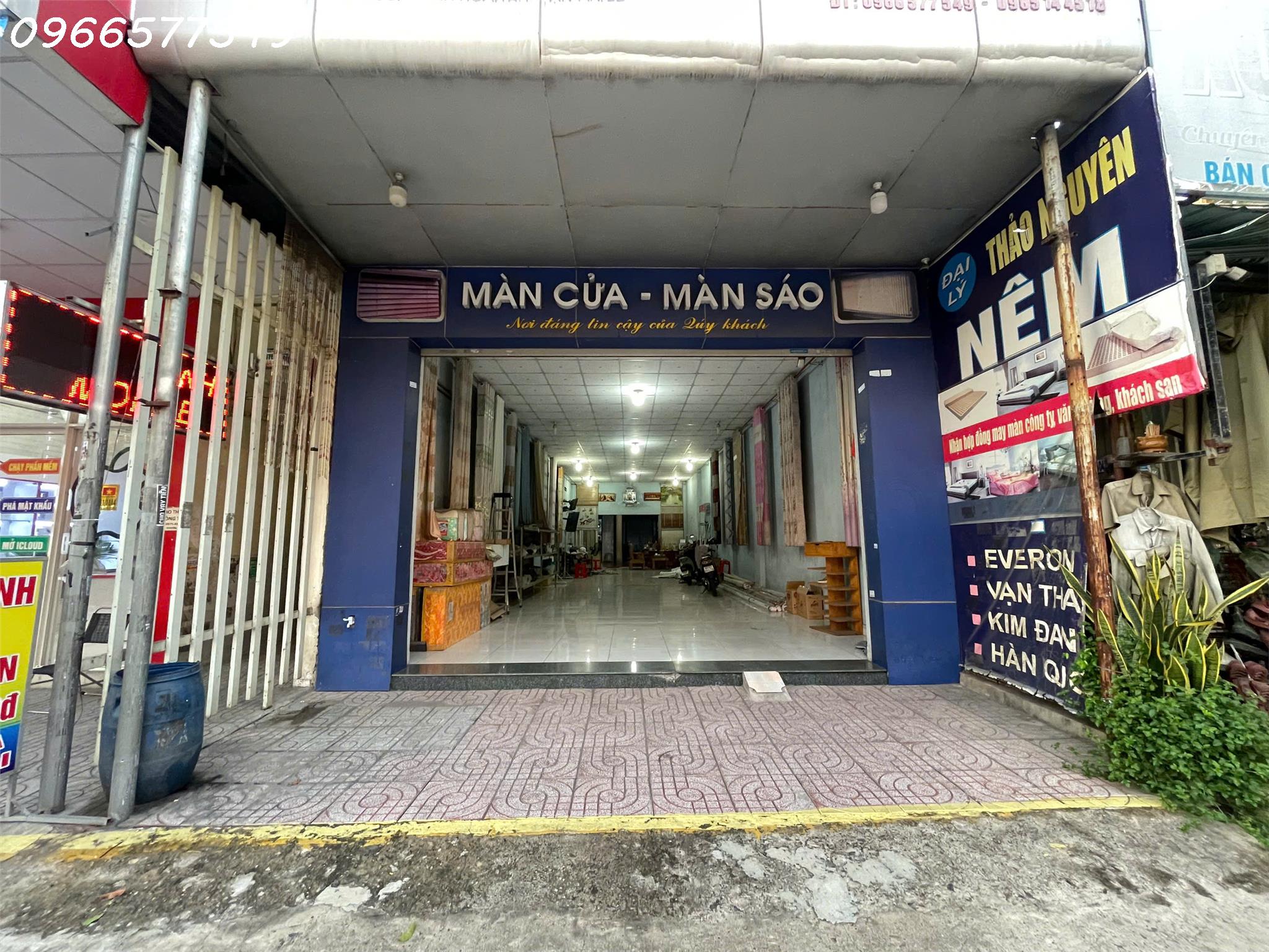 Chính chủ cần bán nhanh nhà mặt phố p. Bình Hòa, Hồ Chí Minh, kinh doanh buôn bán cực đỉnh