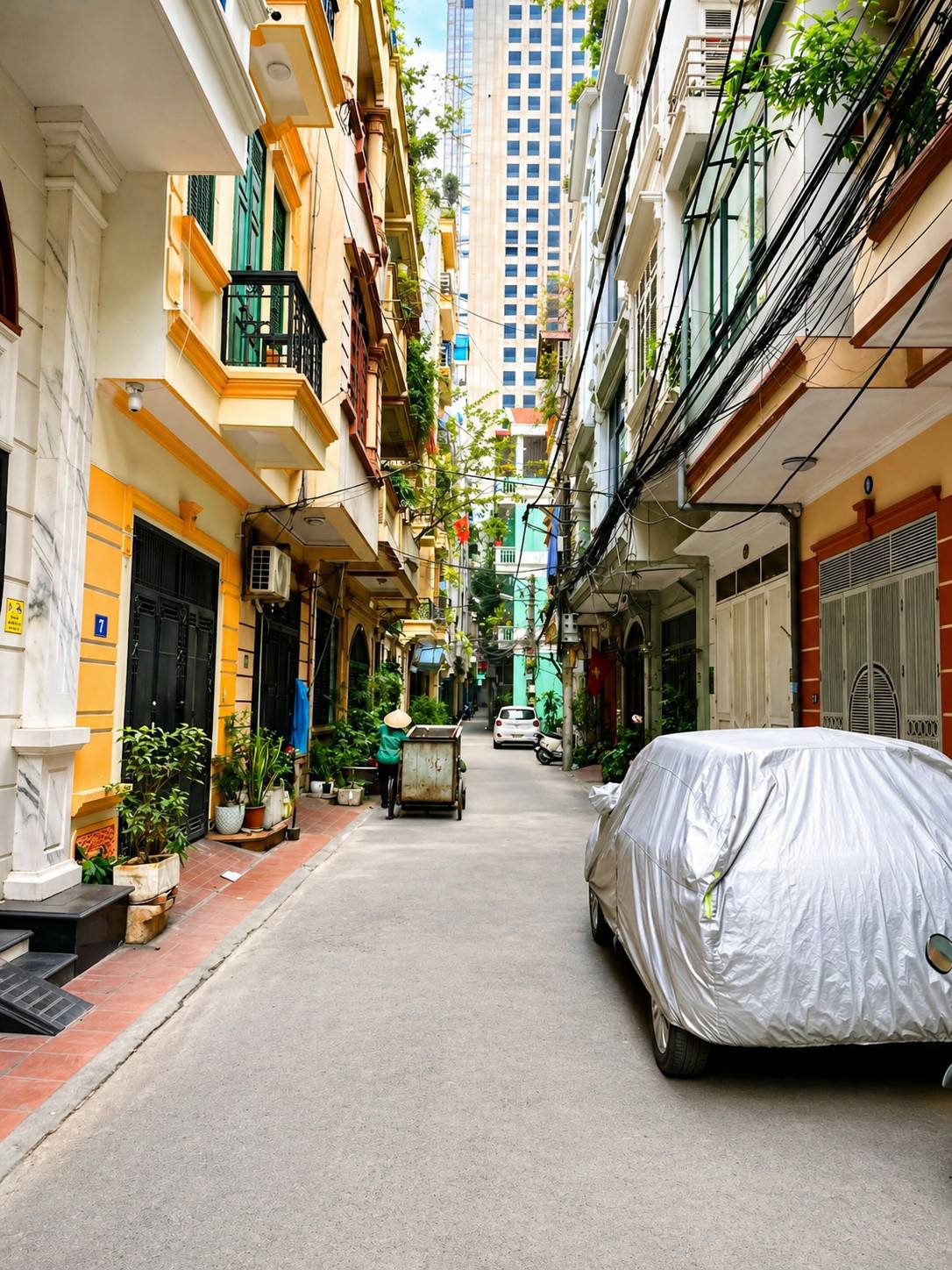 Bán nhà phố Nguyễn Chí Thanh, Đống Đa, phân lô, vỉa hè ô tô thông, 48m, 5 tầng, 14.8 tỷ