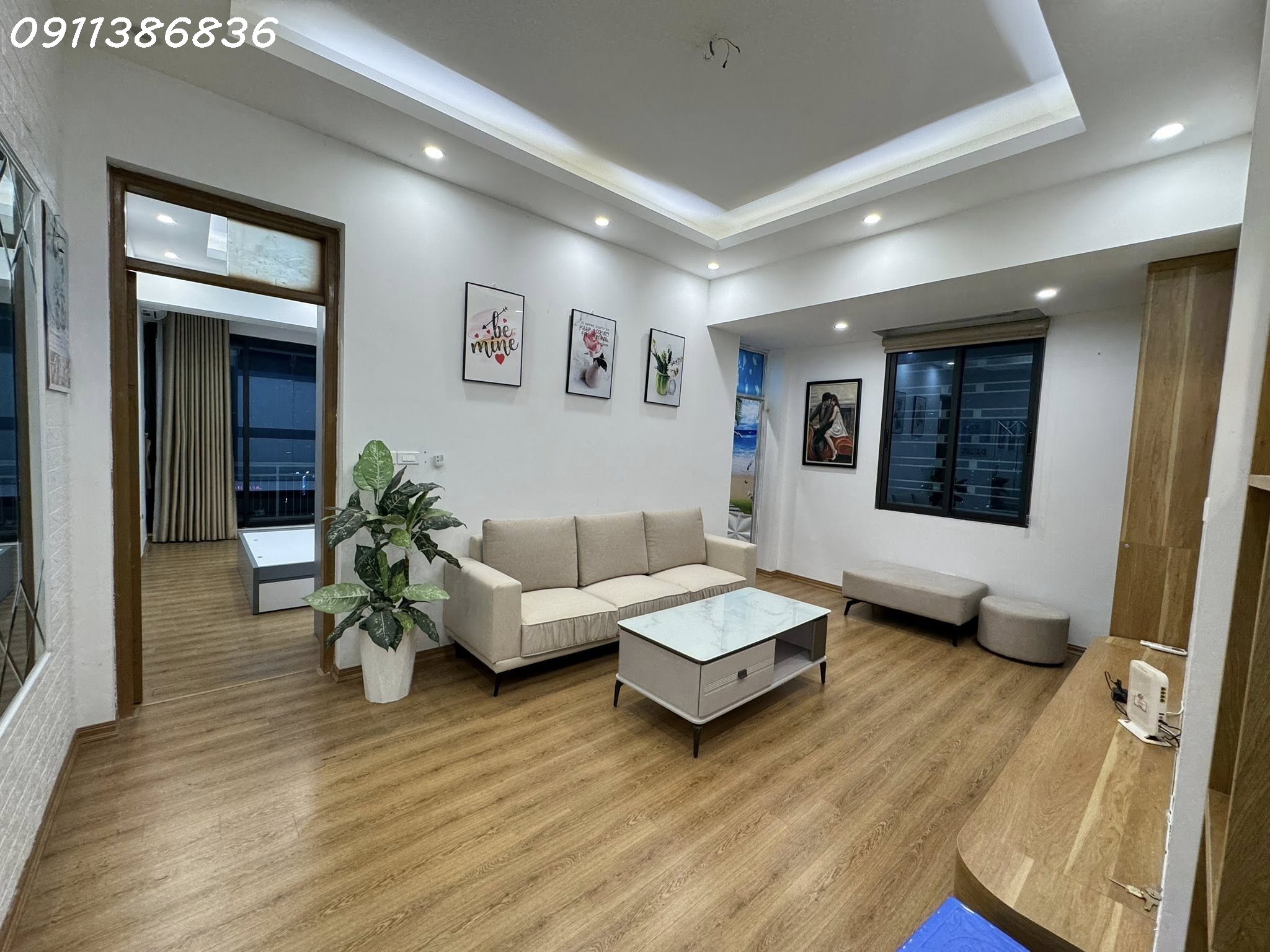 Mới kính koong Tòa 4F Vũ Phạm Hàm 62M 2PN Full nội thất bóng loáng, nhỉnh 6 tỷ