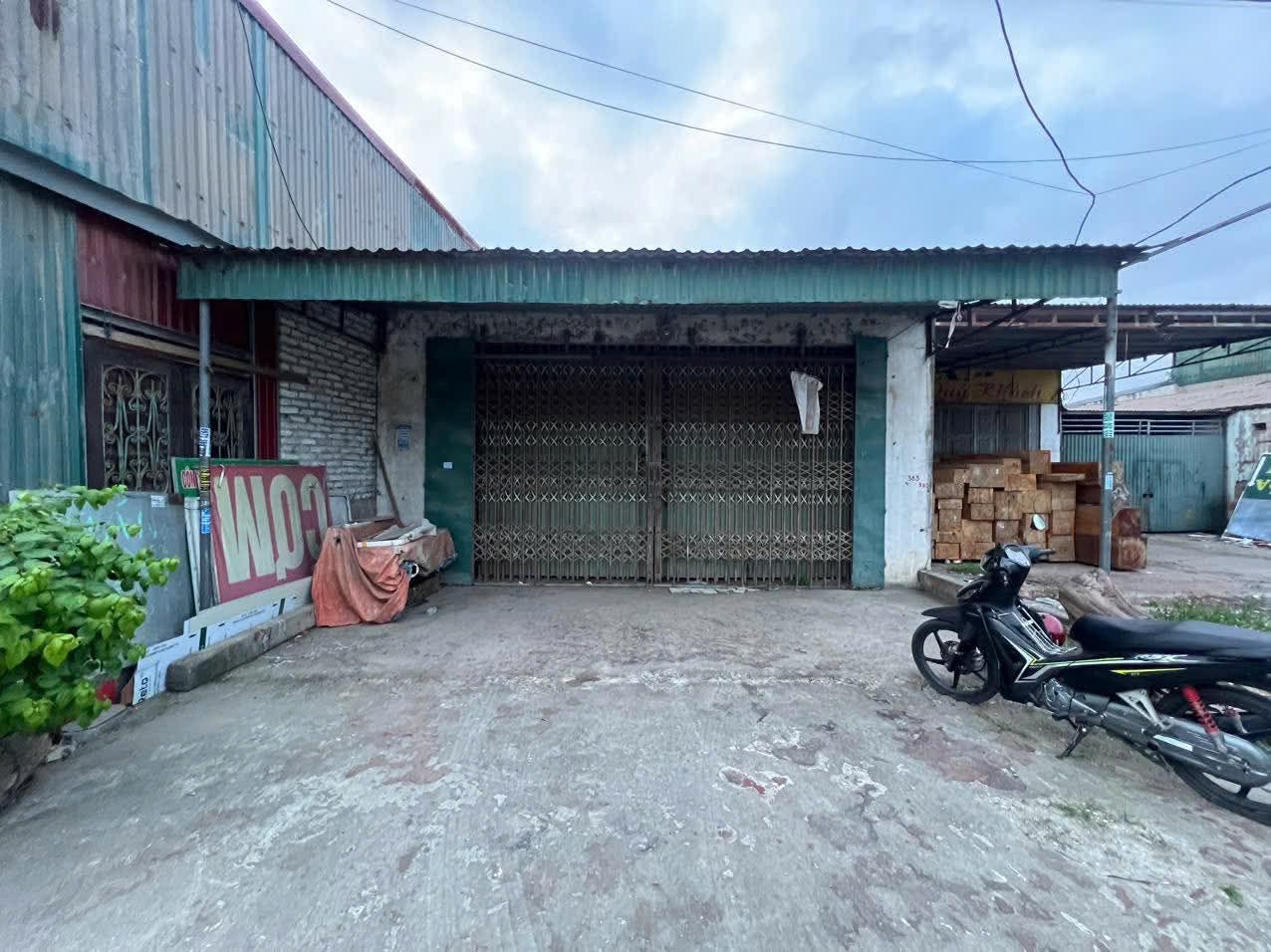 Cần Bán Lô Đất Có Diện Tích 118m2 ( thực tế sử dụng 200m, mặt tiền 7m) Tại QL10 - Yên Bằng - Ý Yên - Nam Định