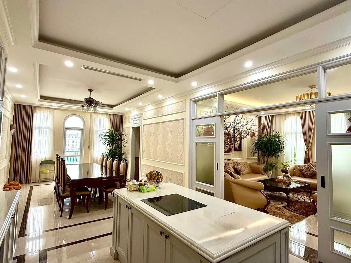 BÁN BIỆT THỰ YÊN HÒA – CẦU GIẤY – 200M2 – MT 13.4M – KHU DOANH NHÂN & CHUYÊN GIA