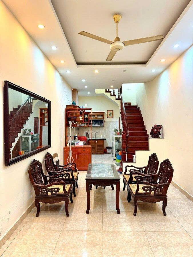 Bán nhà phố Nghĩa Tân quận Cầu Giấy 48m2, phân lô ngõ ô tô tránh - dân trí cao