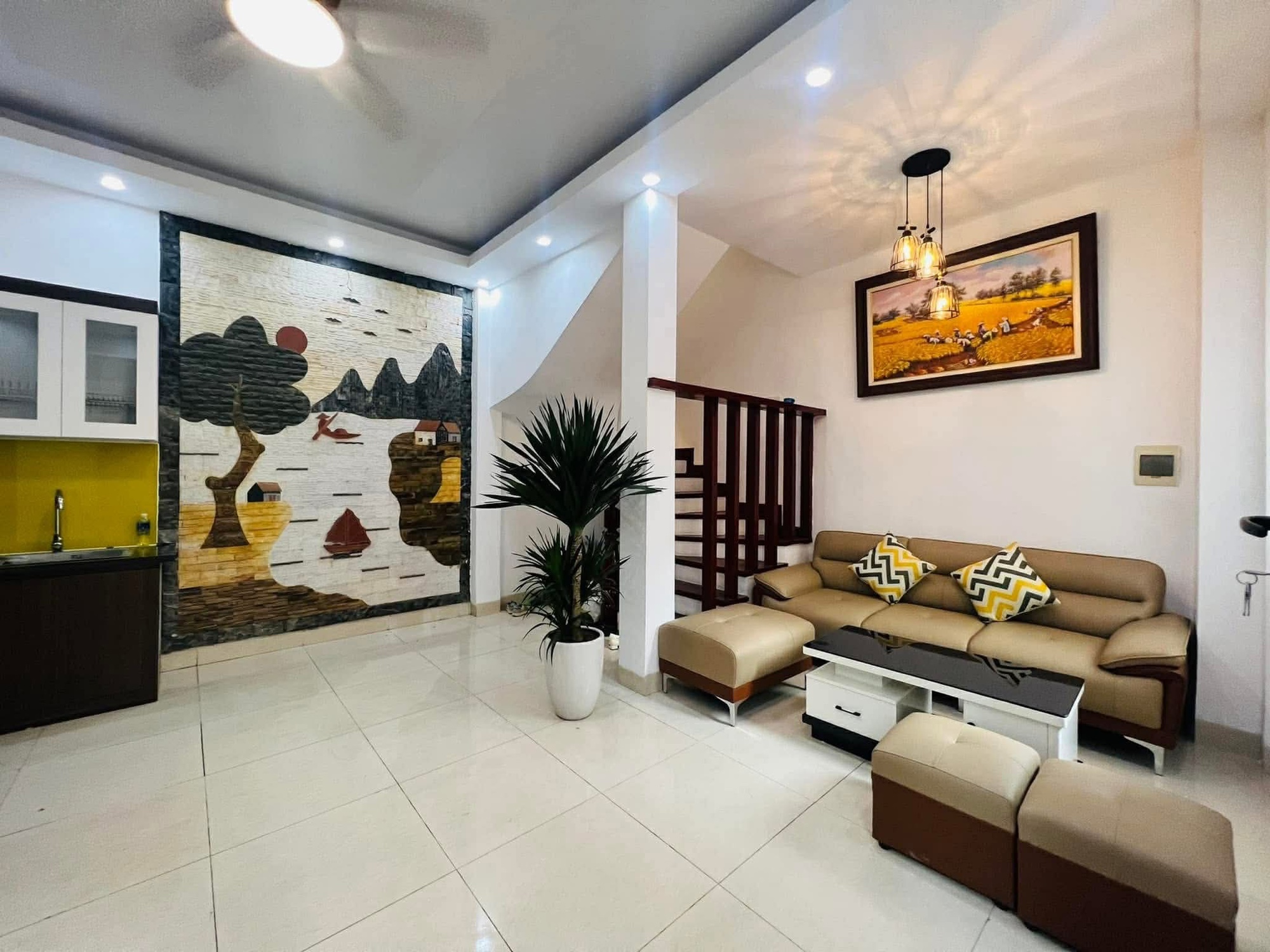 NHÀ ĐẸP TRẦN CUNG-BẮC TỪ LIÊM, DT 30M2, MT 5.2M, KHU VỰC DÂN TRÍ CAO-TIỆN ÍCH NGẬP TRÀN GIÁ CHỈ 8,6TỶ