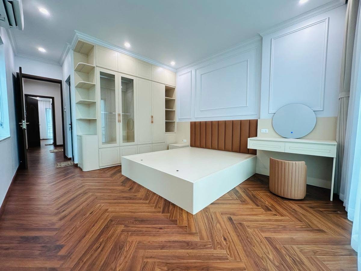 NHÀ PHÂN LÔ- 5 TẦNG- AN CƯ LÂU DÀI- VỊ TRÍ ĐẸP- Ô TÔ TRÁNH- NGÕ THÔNG- PHỐ TRẦN DUY HƯNG.