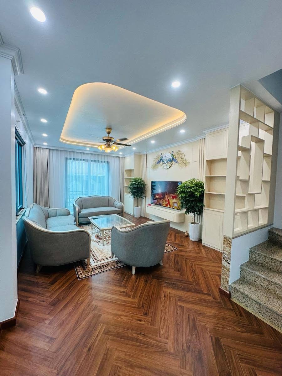 PHÂN LÔ PHỐ NGUYỄN THỊ ĐỊNH- 68M- 5 TẦNG- VỈA HÈ- Ô TÔ TRÁNH- GIÁ TRỊ BỀN VỮNG.