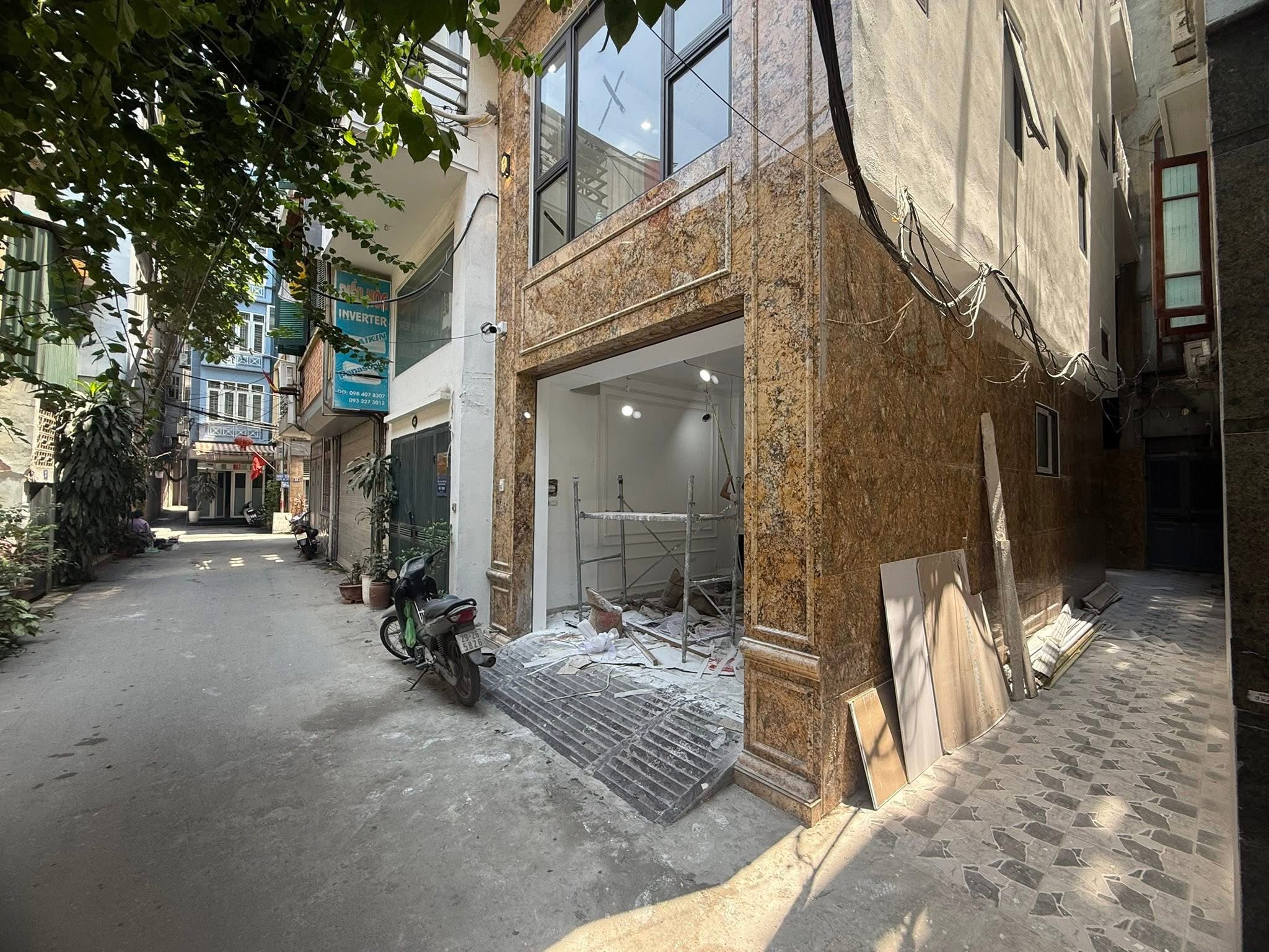 BÁN NHÀ PHÂN LÔ NGUYỄN VĂN TRỖI PHƯƠNG LIỆT THANH XUÂN - 40M 8T MT 4M - LÔ GÓC OTO VÀO NHÀ THANG MÁY KINH DOANH