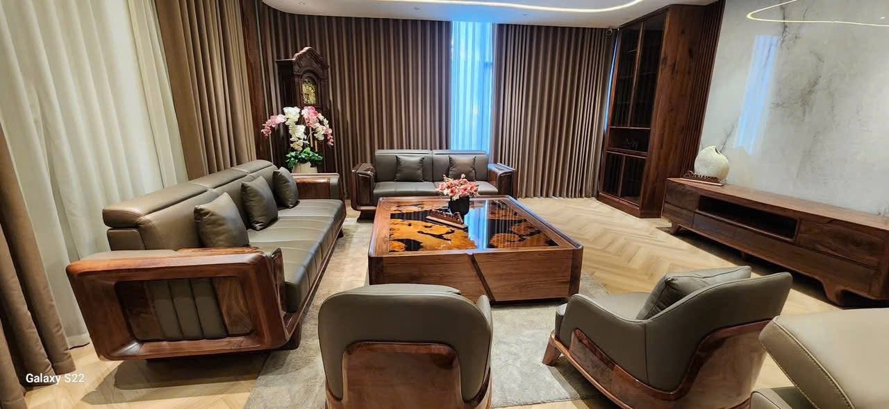 NHÀ ĐẸP PHỐ NGUYỄN CHÁNH- 2 THOÁNG- 53M- 7 NGỦ- NGÕ Ô TÔ- GẦN PHỐ- Ở CỰC SƯỚNG.