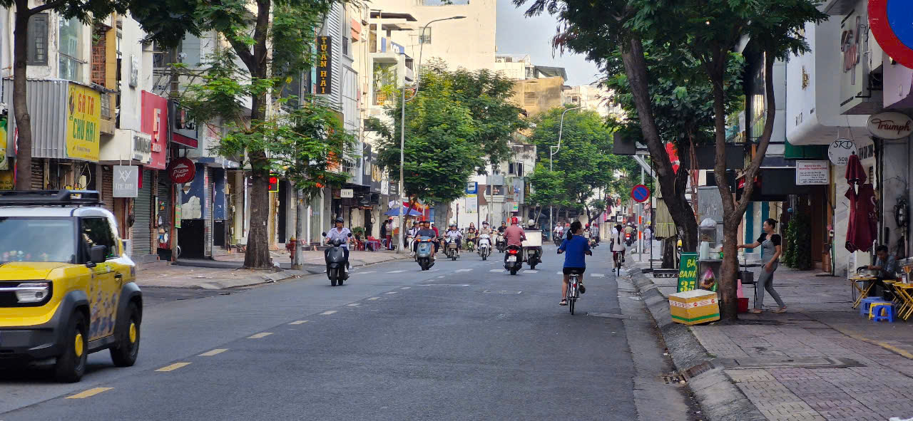 Bán Nhà Quận 3, dưới 19 tỷ, hẻm 6m, sổ 95m2, ngang 6m, kết nối Sân Bay chỉ 15 Phút.