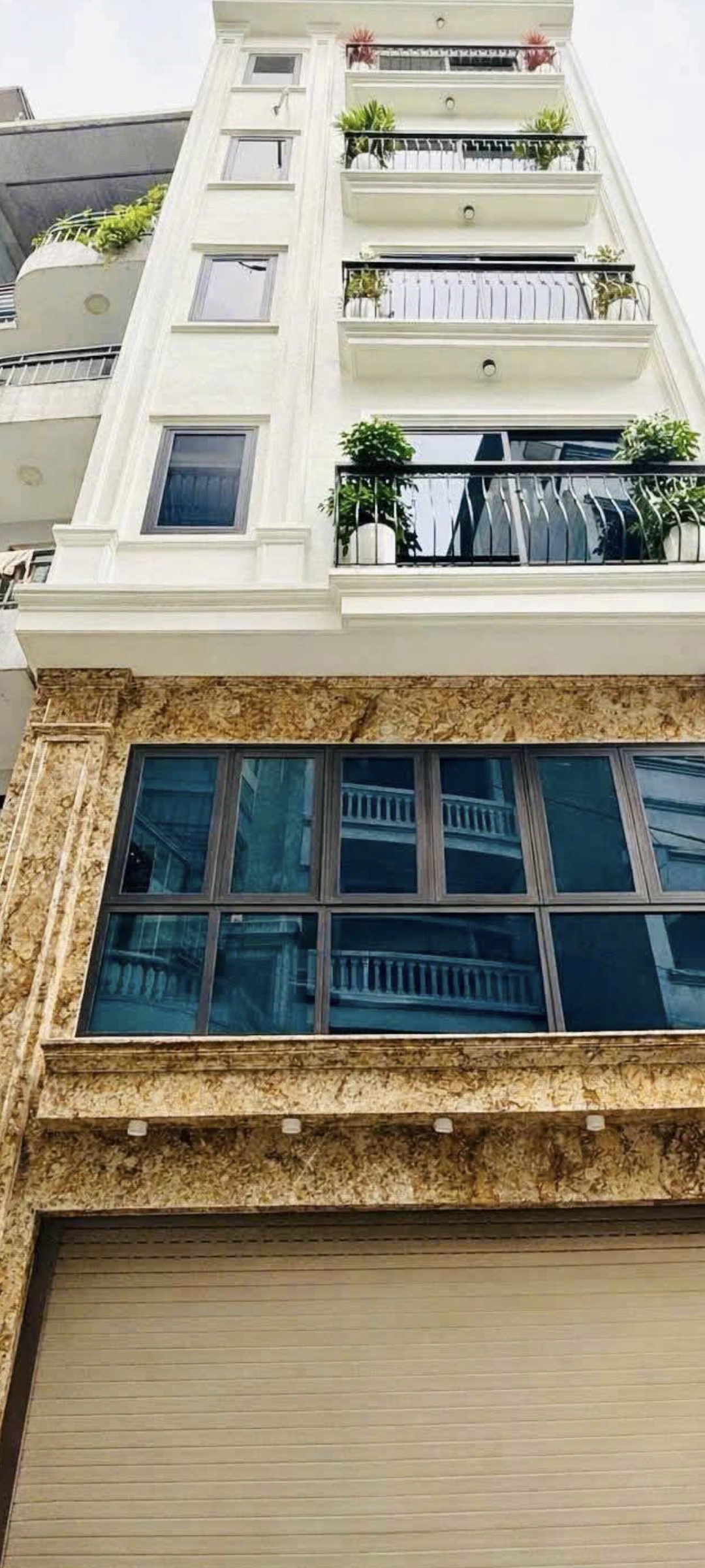 CỰC PHẨM ĐỐNG ĐA - TÔN ĐỨC THẮNG - MẶT NGÕ THẲNG TẮP - SÁU TẦNG THANG MÁY - KINH DOANH - SỔ ĐỎ NÉT - GIÁ 17.4 TỶ ,,