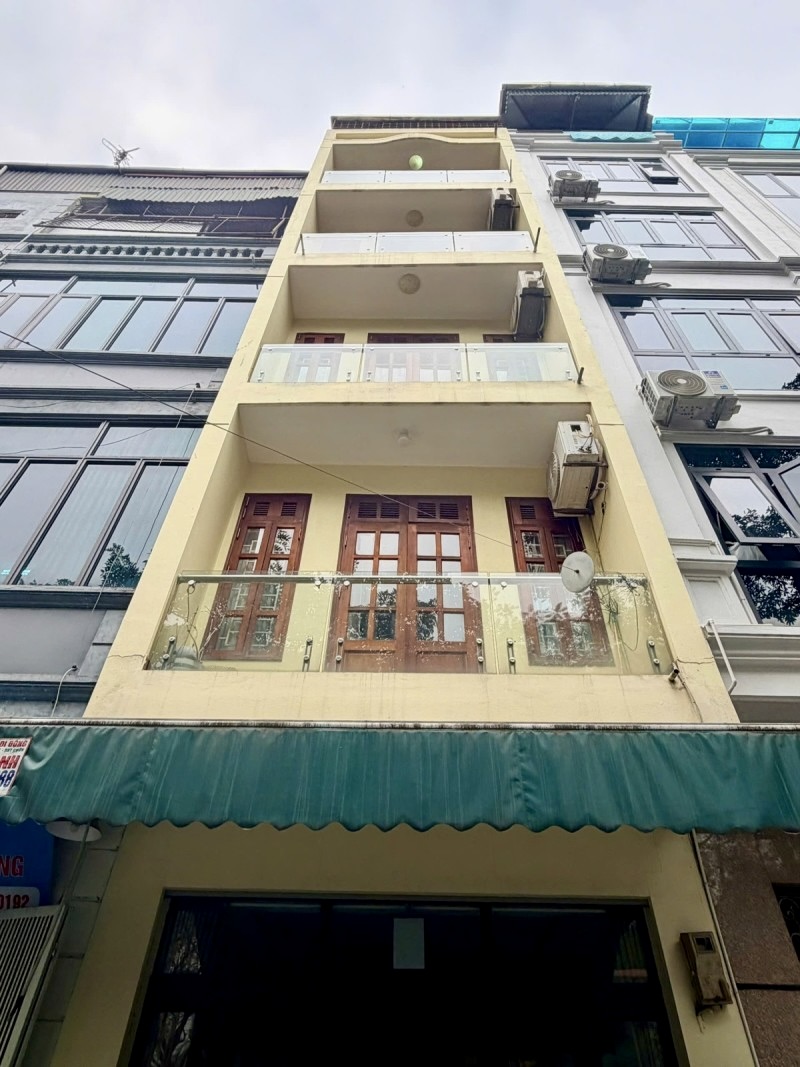 Phân Lô View Công Viên Trần Duy Hưng, Cầu Giấy, 60m, 5T, Gara, ÔTô Tránh, 28T Thương Lượng