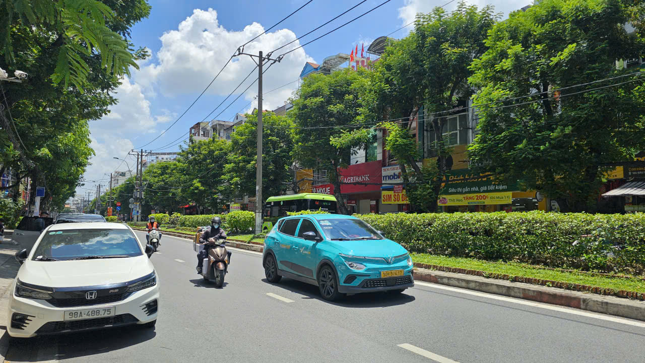 Bán nhà mặt phố Bàu Cát, Tân Bình 133m2 – Vị trí vàng kinh doanh, giá cực tốt 15 tỷ, sổ hồng chính chủ. Gọi ngay: