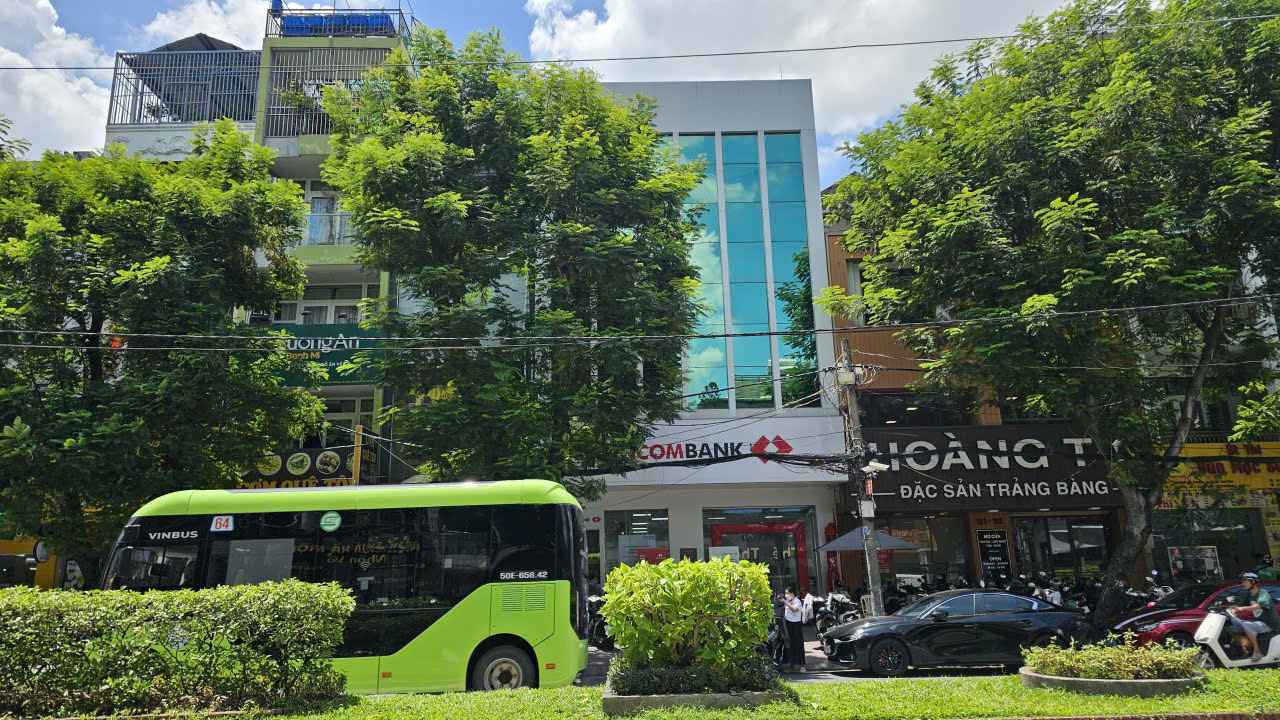Nhà rẻ nhất khu Bàu Cát, Tân Bình, 133m2, giá cực tốt 15 tỷ - Cơ hội đầu tư sinh lời ngay! LH 0898333313