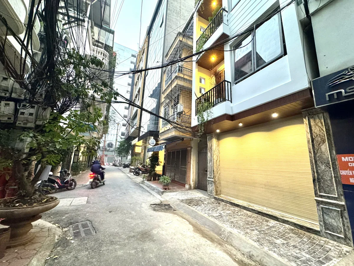 BÁN NHÀ THÁI HÀ – ĐỐNG ĐA 60M² – 6 TẦNG – LÔ GÓC – Ô TÔ TRÁNH – VỈA HÈ