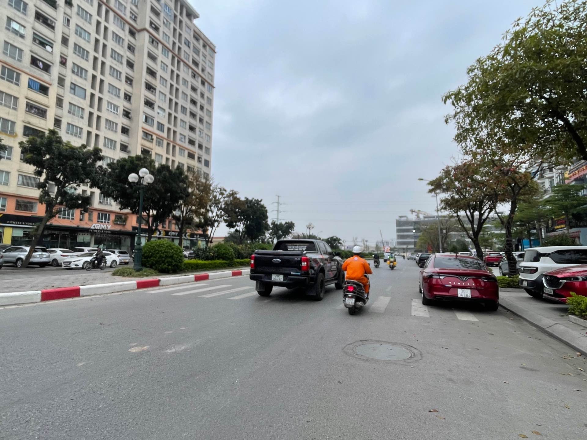 BÁN ĐẤT MP SÀI ĐỒNG 90M2- MT 4.5M- 2 MẶT THOÁNG- ĐẦU TƯ- 2X TỶ
