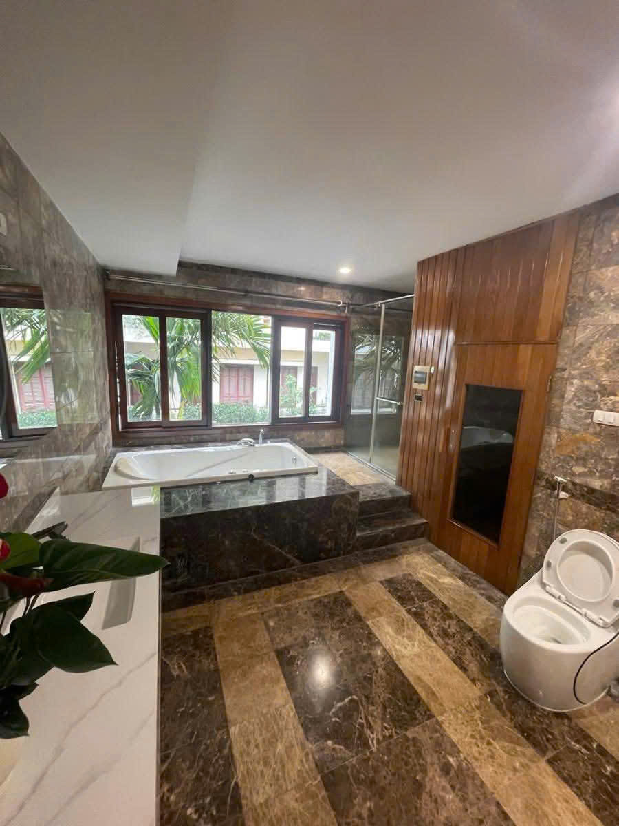 VIEW HỒ TÂY CỰC HIẾM, 80M2 6 TẦNG, VỈA HÈ Ô TÔ TRÁNH, 7x TỶ.