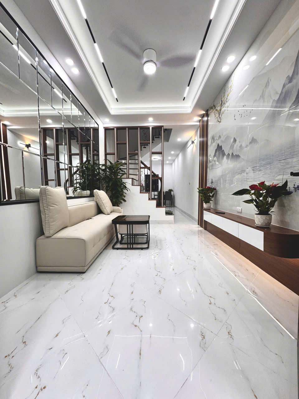 QUAN NHÂN, NGÕ THÔNG 2 THOÁNG, FULL NỘI THẤT, 35M2 5 TẦNG, 7.x TỶ