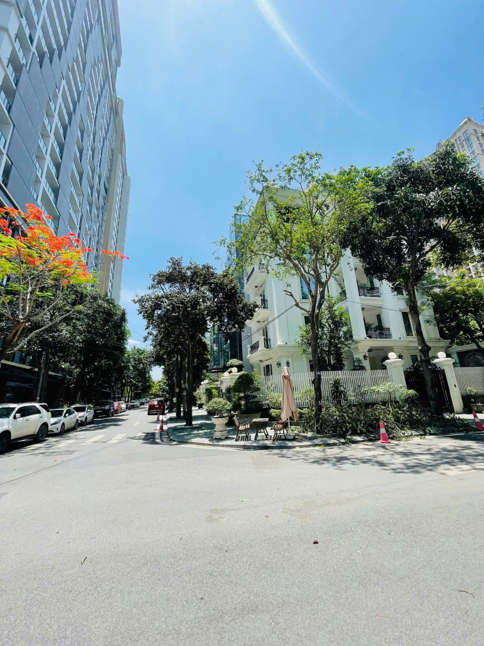 ĐẲNG CẤP BIỆT THỰ VƯỜN ĐÀO, 283M2, MẶT TIỀN 13M, VIEW VƯỜN HOA, GIÁ 1XX TỶ.