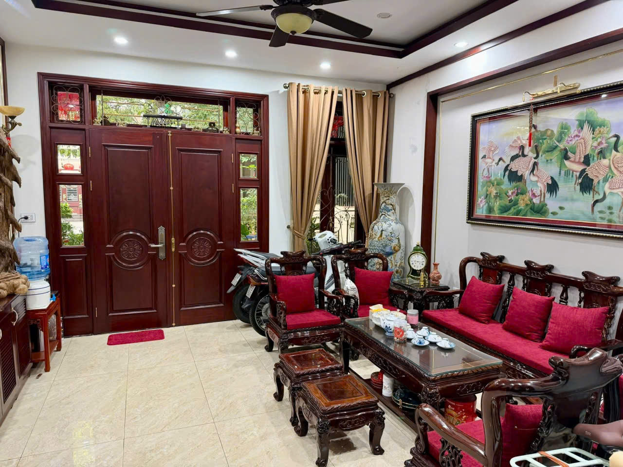 SIÊU PHẨM NGUYỄN CHÍ THANH, 85M2 6 TẦNG THANG MÁY, Ô TÔ TRÁNH, GIÁ 5x TỶ.