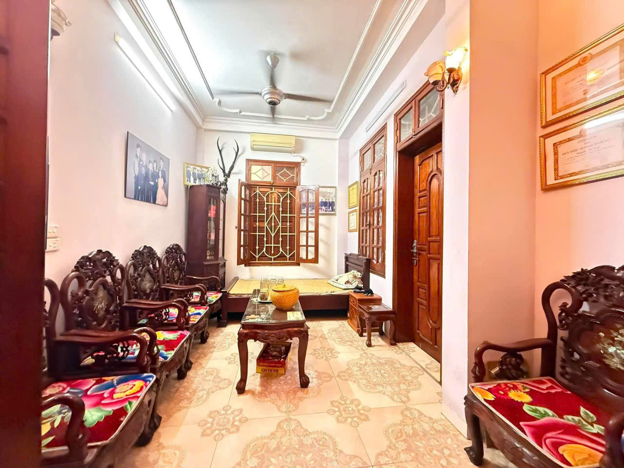 BÁN NHÀ 4 TẦNG TÔ VĨNH DIỆN, LÔ GÓC, Ô TÔ 7 CHỖ VÀO NHÀ, 60M2, 1X TỶ.