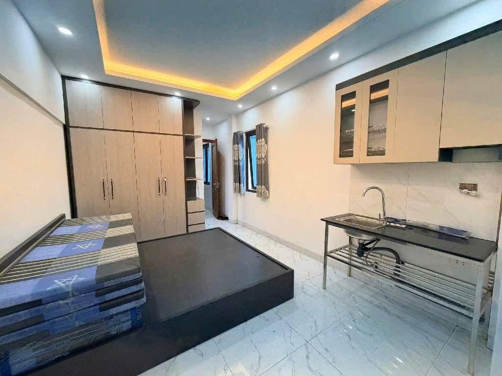 Bán nhà lĩnh nam 6 tầng thang máy long lanh lô góc ô tô thông kinh doanh hoàng mai