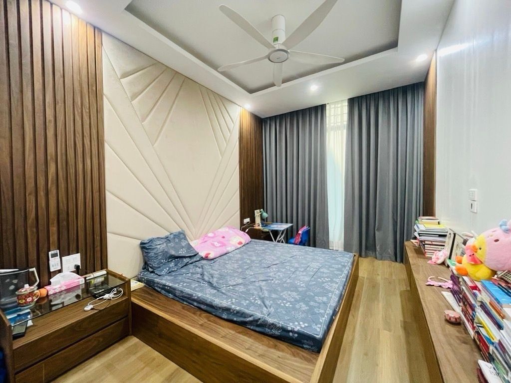 Bán nhà đẹp Việt Hưng- 35m 5 tầng full Nội thất- ô tô- ngõ Nông- nhỉnh 7 tỷ(TL)
