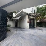  230m2 - 1