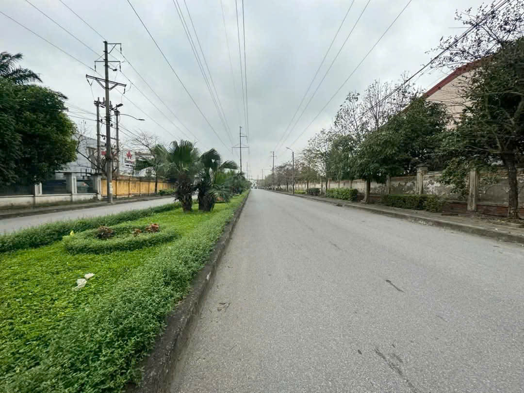 CHO THUÊ KHO XƯỞNG 3.000M² TẠI CỤM CN NINH SỞ - THƯỜNG TÍN ĐƯỜNG XE CONT TRÁNH