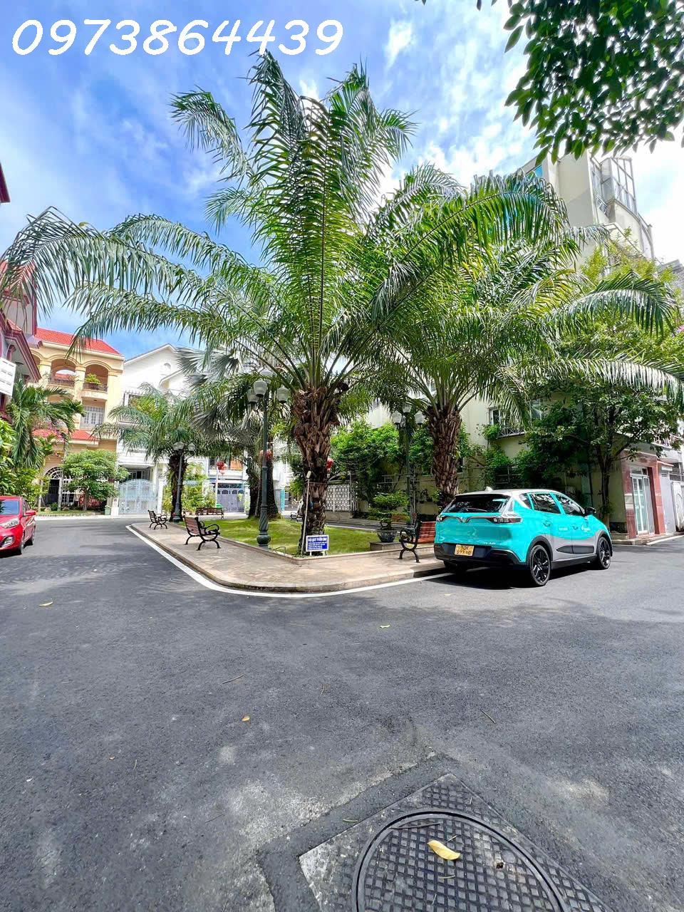 GIẢM SỐC 3 TỶ – GIÁ MỚI CHỈ 65 TỶ BIỆT THỰ VIP KHU COMPOUND – GÓC 2 MẶT TIỀN – NGUYỄN TRỌNG TUYỂN, TÂN BÌNH