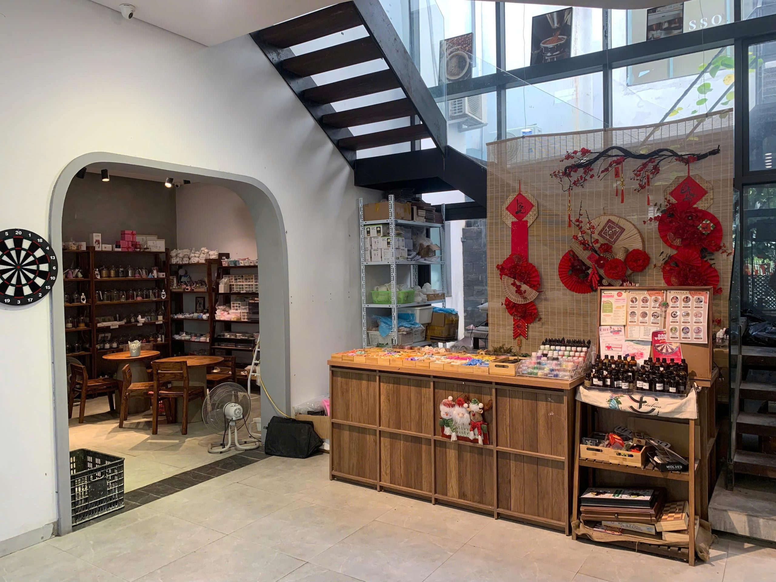 Do thay đổi định hướng kinh doanh SANG NHƯỢNG QUÁN CAFE WORKSHOP HIỆN ĐẠI – Địa chỉ: Foresa 6D Tasco Xuân Phương, Nam