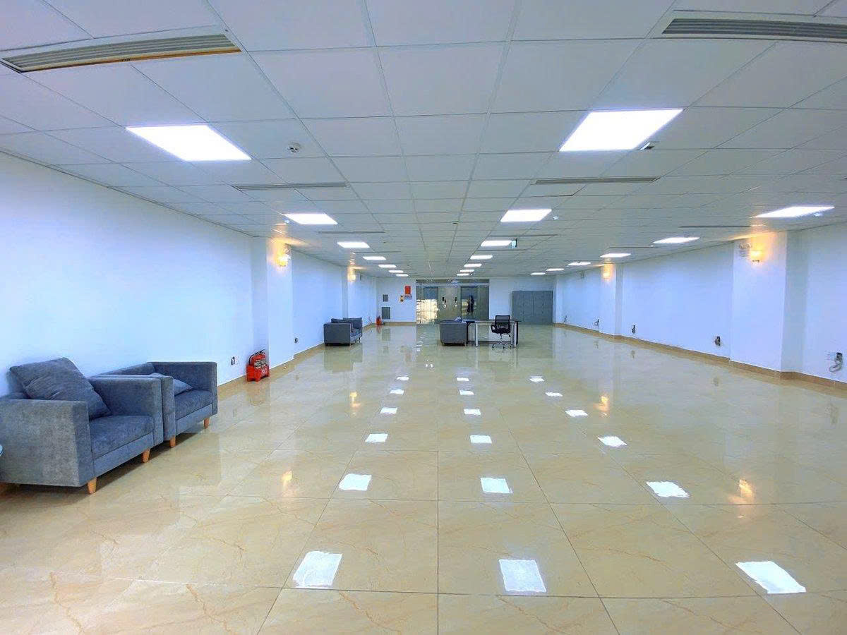 Hoàng Quốc Việt 251m2, mặt tiền 10.5m, 7 nổi 1 hầm 2 thang máy 136 tỷ VIP Cầu Giấy
