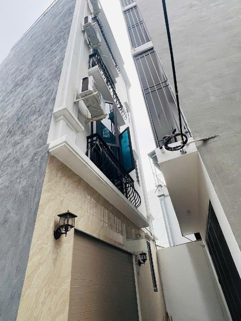 Nhà Đẹp Văn Trì 32m 5 tầng - Quy Hoạch ổn Định - Như Mới 6ty3