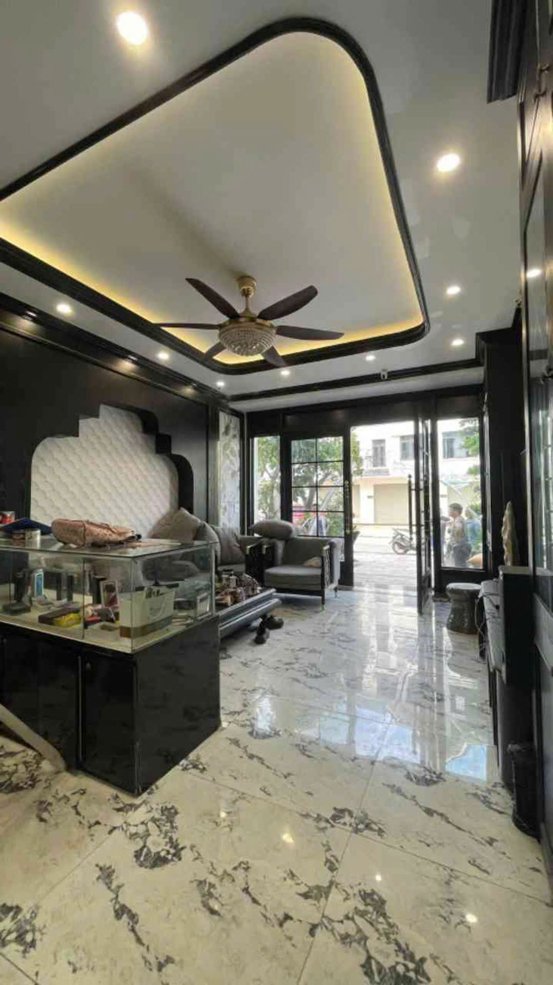 LIỀN KỀ HINODE ROYAL PARK - 82m 5 Tầng Tặng Full Nội Thất - Thang Máy Kinh Doanh