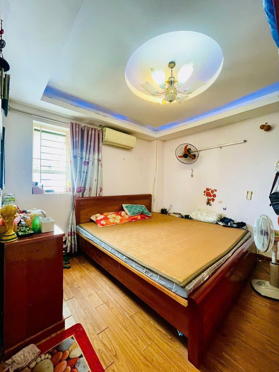 CHUNG CƯ CAO CẤP GOLDEN LAND – 275 NGUYỄN TRÃI | 116M² | 3PN | SLOT Ô TÔ | GIÁ 11 TỶ