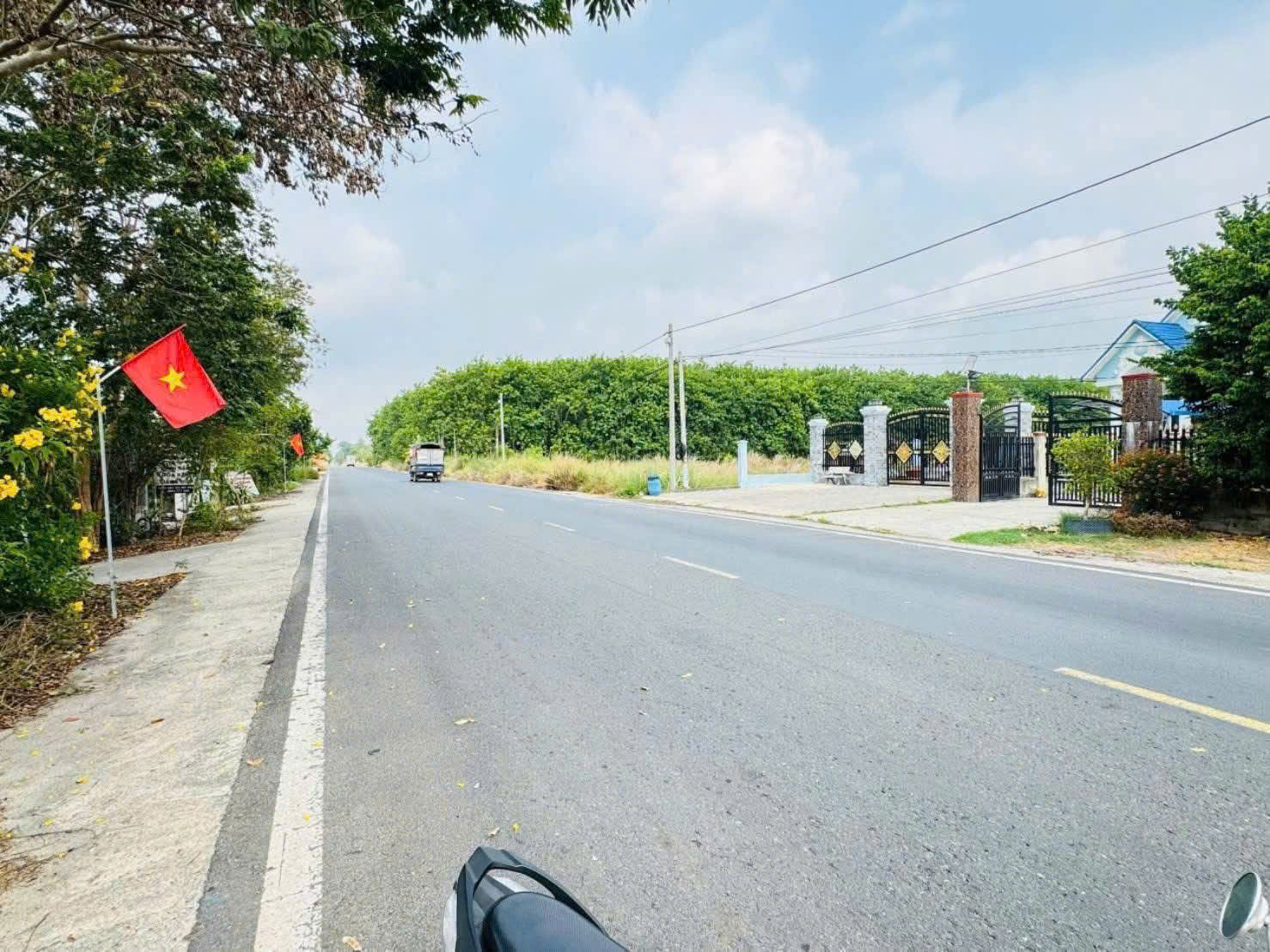 Cần bán vườn ( 30x35), sổ Hồng riêng pháp lí rõ ràng