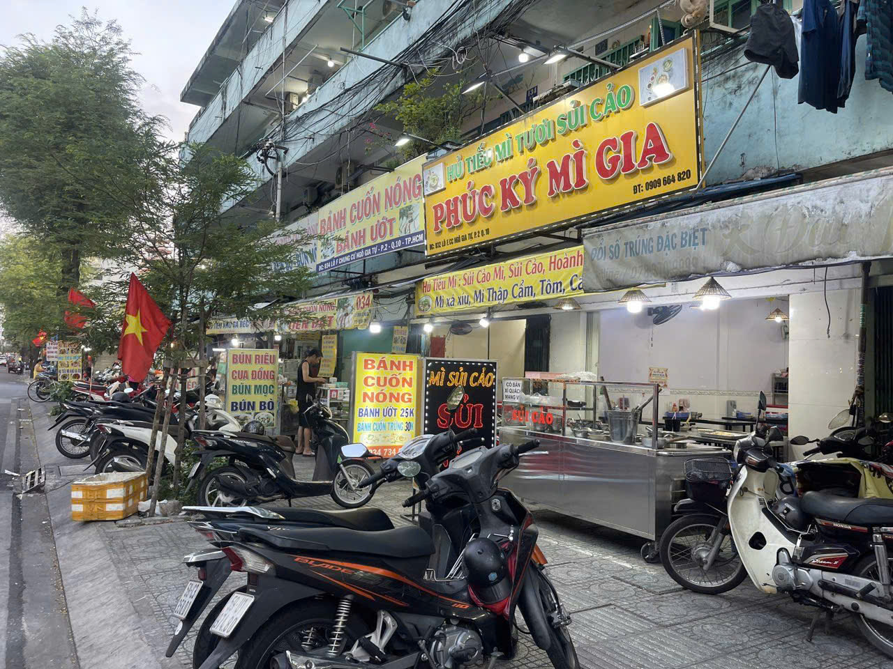 SANG QUÁN MÌ TƯƠI SỦI CẢO, Đẹp Lắm, MT Sư Vạn Hạnh , MT Phố Ẩm Thực, Tầng Trệt CC Ngô Gia Tự, Tel : 0938339820 (