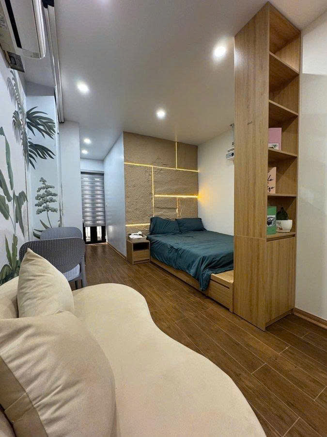 Phố Nguyễn Chí Thanh 95m2, 8 tầng, MT5m ô tô tránh 2 mặt ngõ dòng tiền 130 triệu/tháng