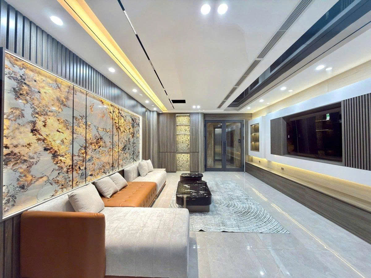 Phố Xã Đàn 45m2, 6T thang máy, MT4.5m kinh doanh đỉnh giá 30 tỷ hiếm Đống Đa