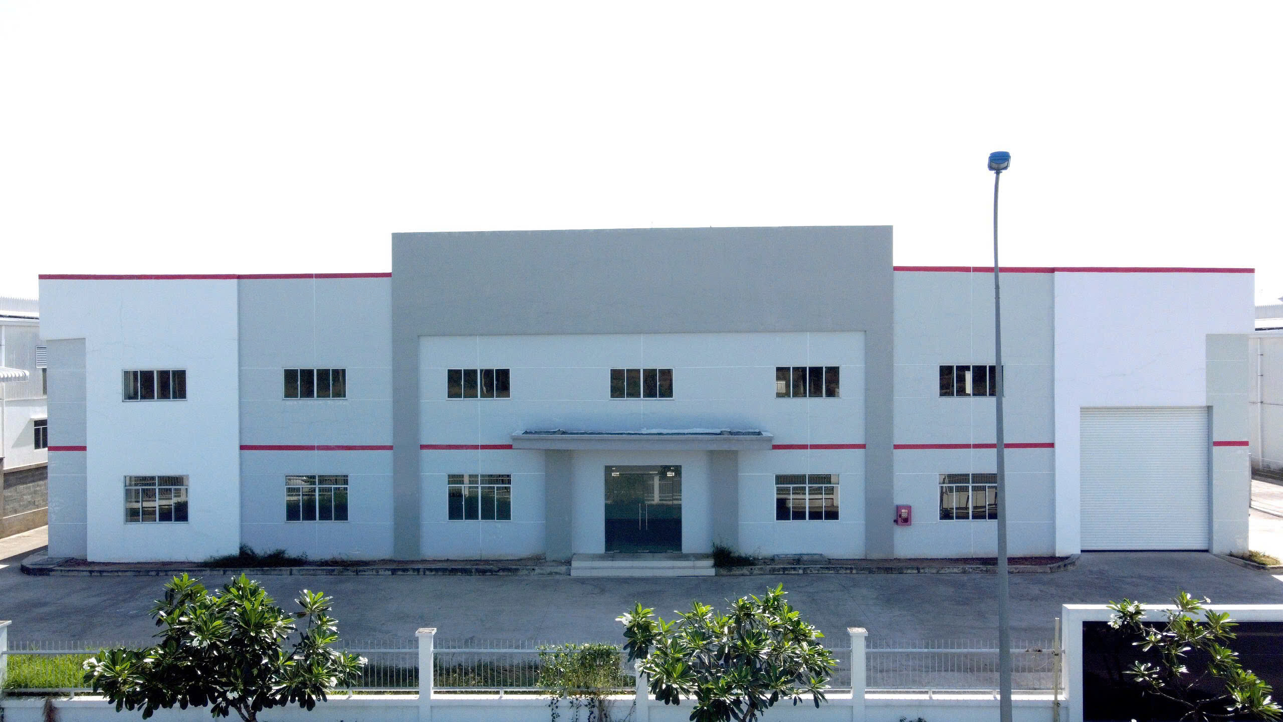 XT123 cho thuê nhà xưởng mới, thiết kế hiện đại sẵn xưởng, bàn giao hoạt động liền