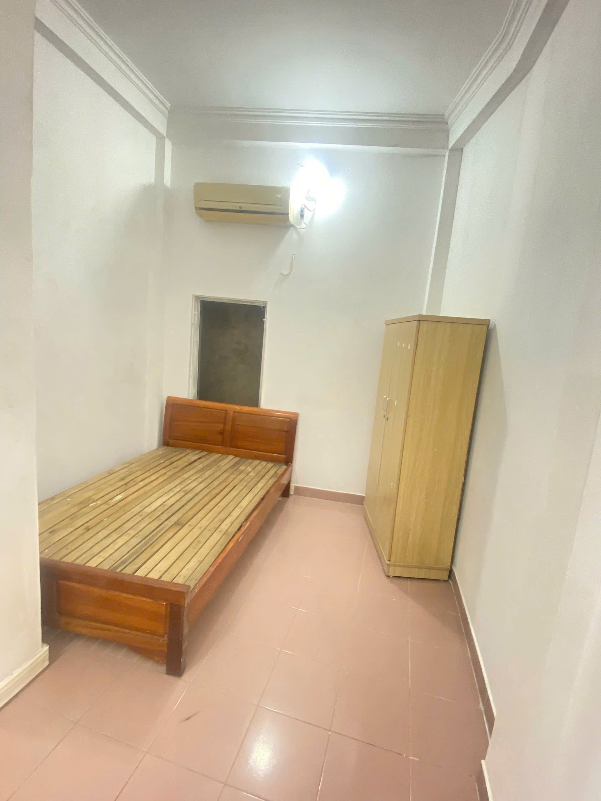 PASS PHÒNG TRỌ 20m2 TẠI GIẢNG VÕ, BA ĐÌNH, HÀ NỘI CHỈ 3TR