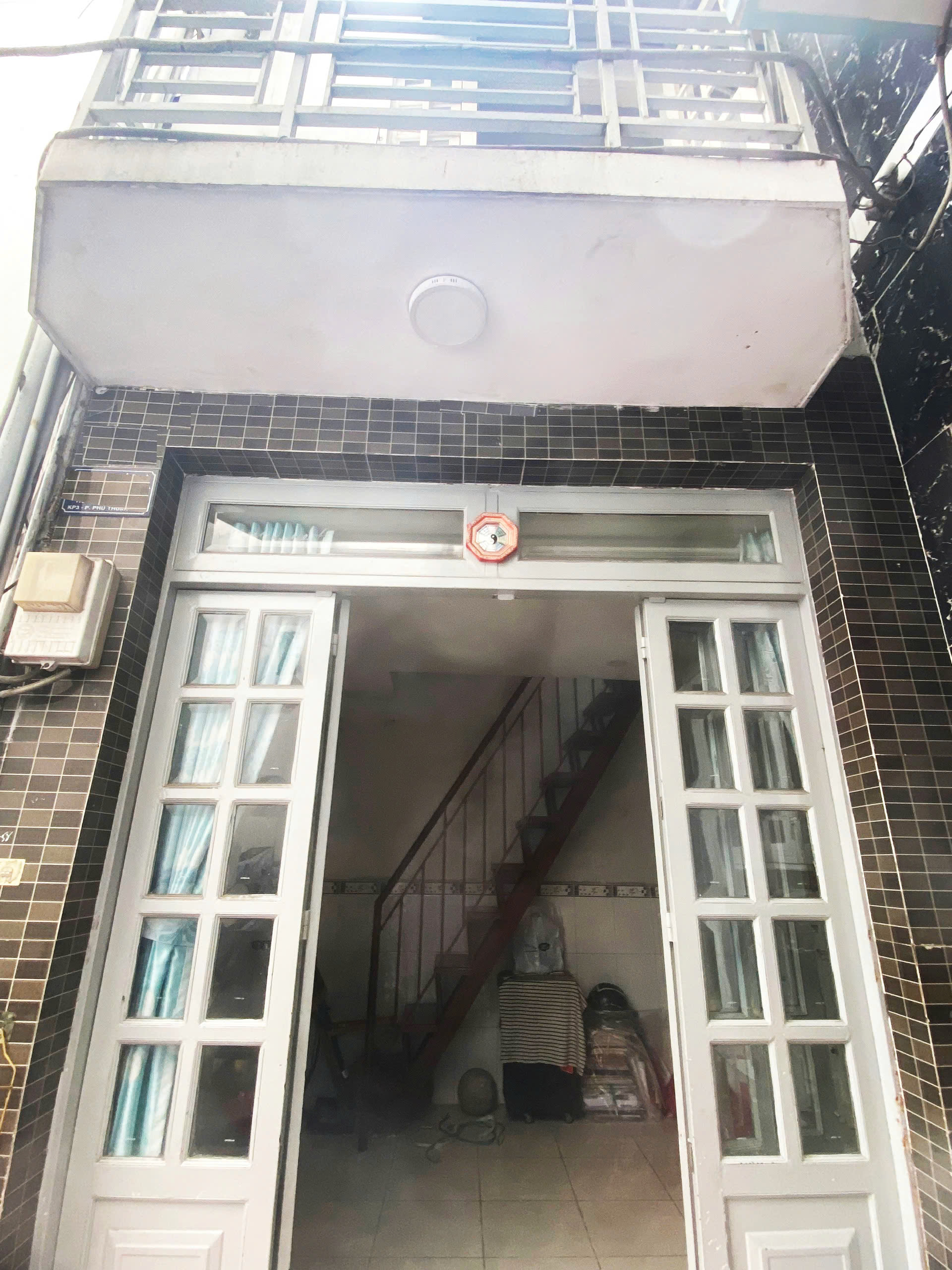 BÁN NHÀ HẺM XE HƠI - CÁCH ĐƯỜNG LỚN 20M - TẠI HUỲNH TẤN PHÁT, Q7, HCM.