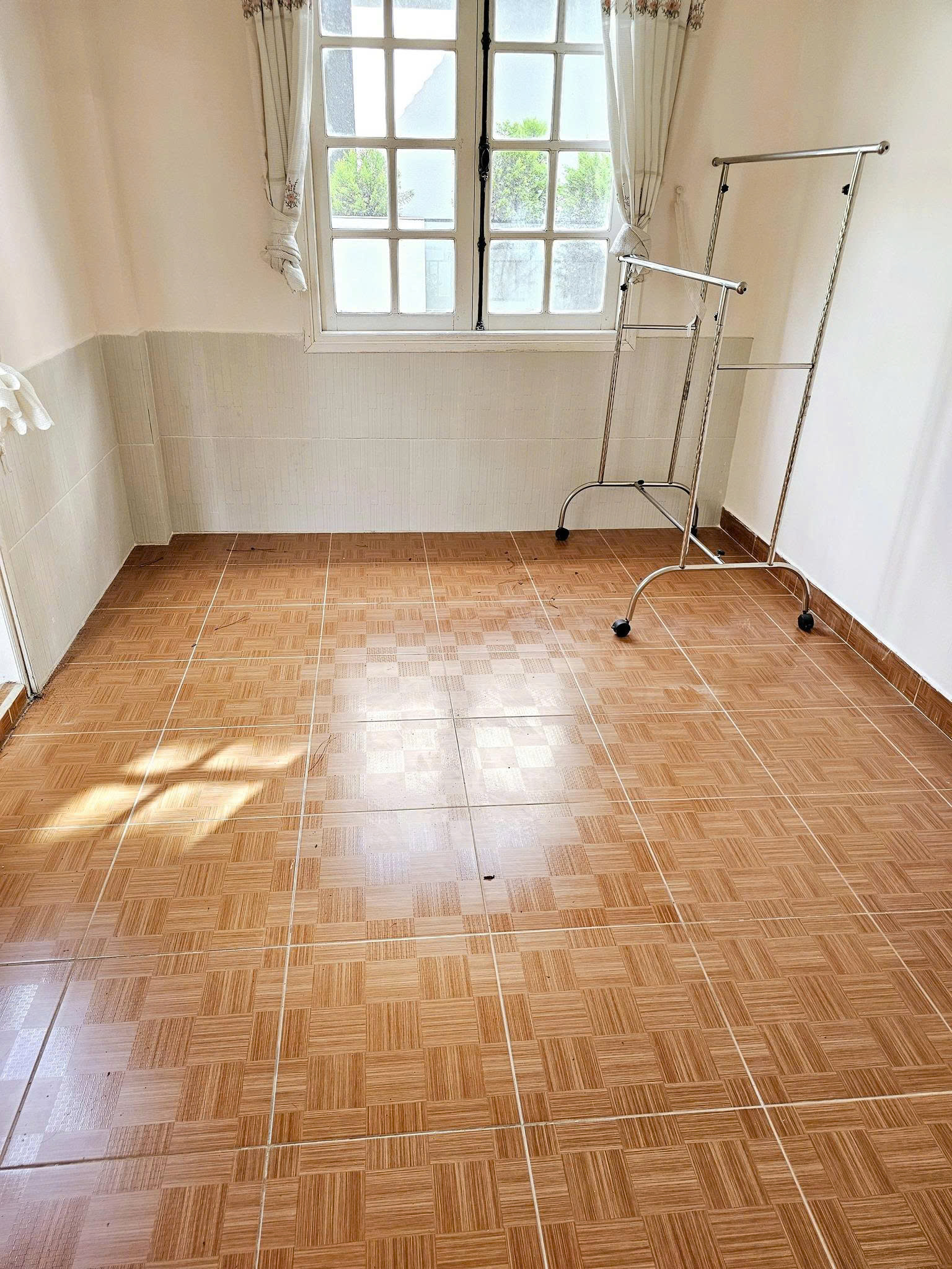 Cho thuê nhà 3 phòng Đường Hùng Vương P11 ĐàLạt 8,5 triệu/tháng