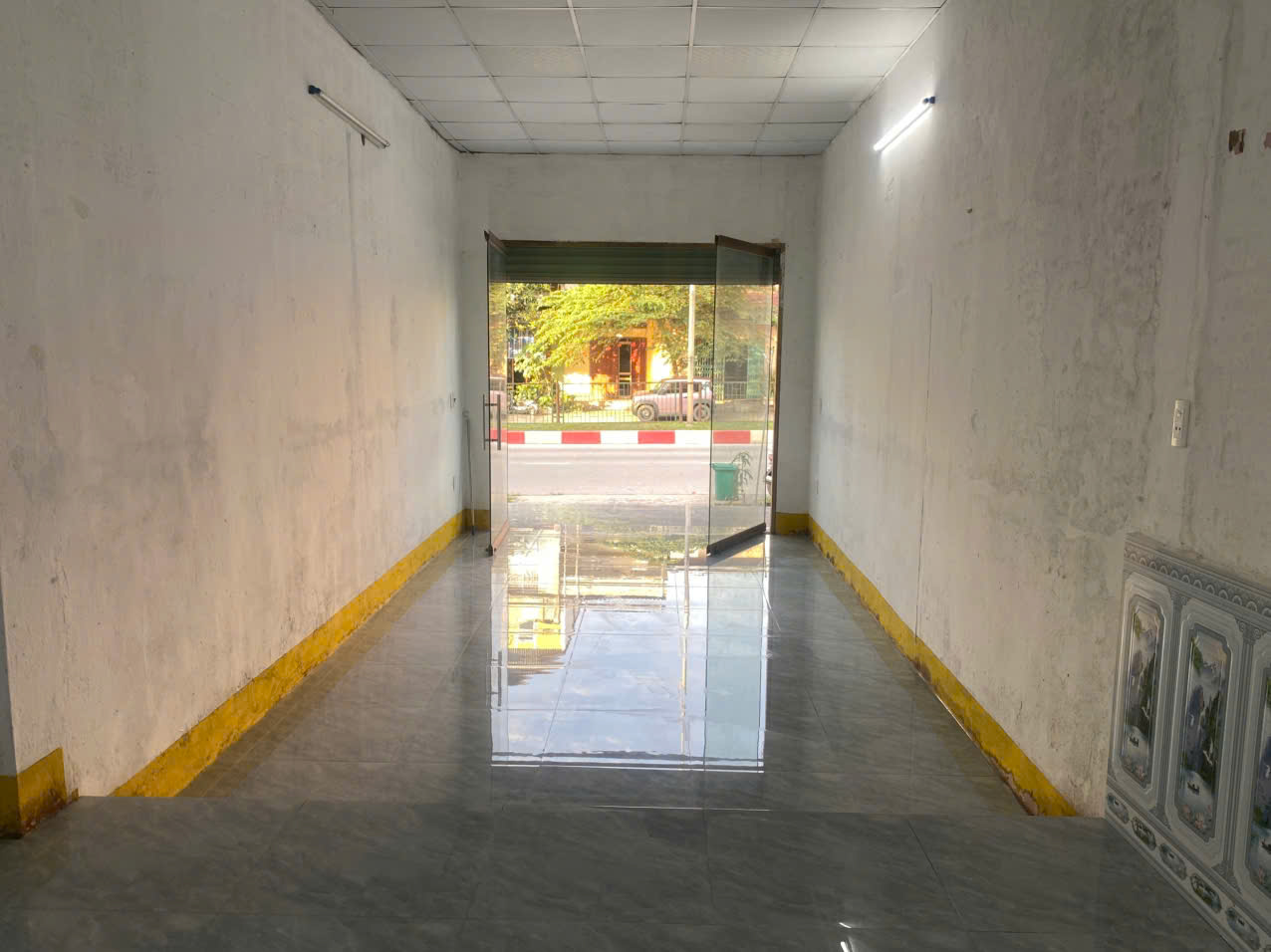CẦN NHƯỢNG LẠI PHÒNG GẤP