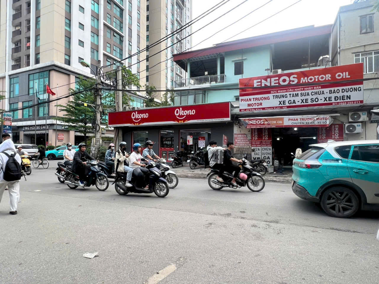 CHO THUÊ MBKD TRUNG HÒA NHÂN CHÍNH THANH XUÂN HÀ NỘI Diện tích : 300m Mặt tiền : 13m