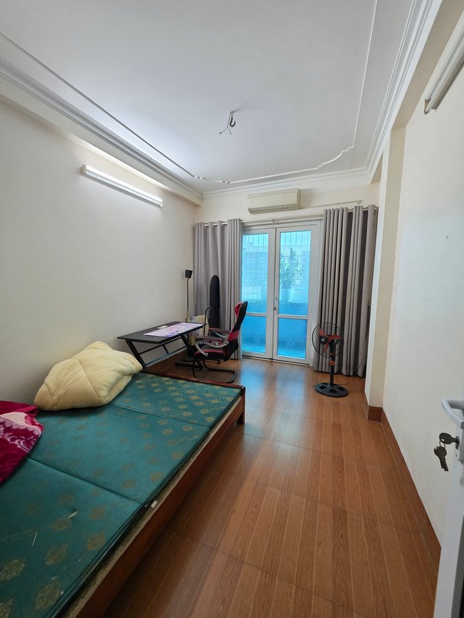 Bán Nhà Mặt Phố Cự Lộc. Thanh Xuân. Ô Tô. DT 45m2. MT 3.2m. 5 Tầng. Giá 14.9 Tỷ.