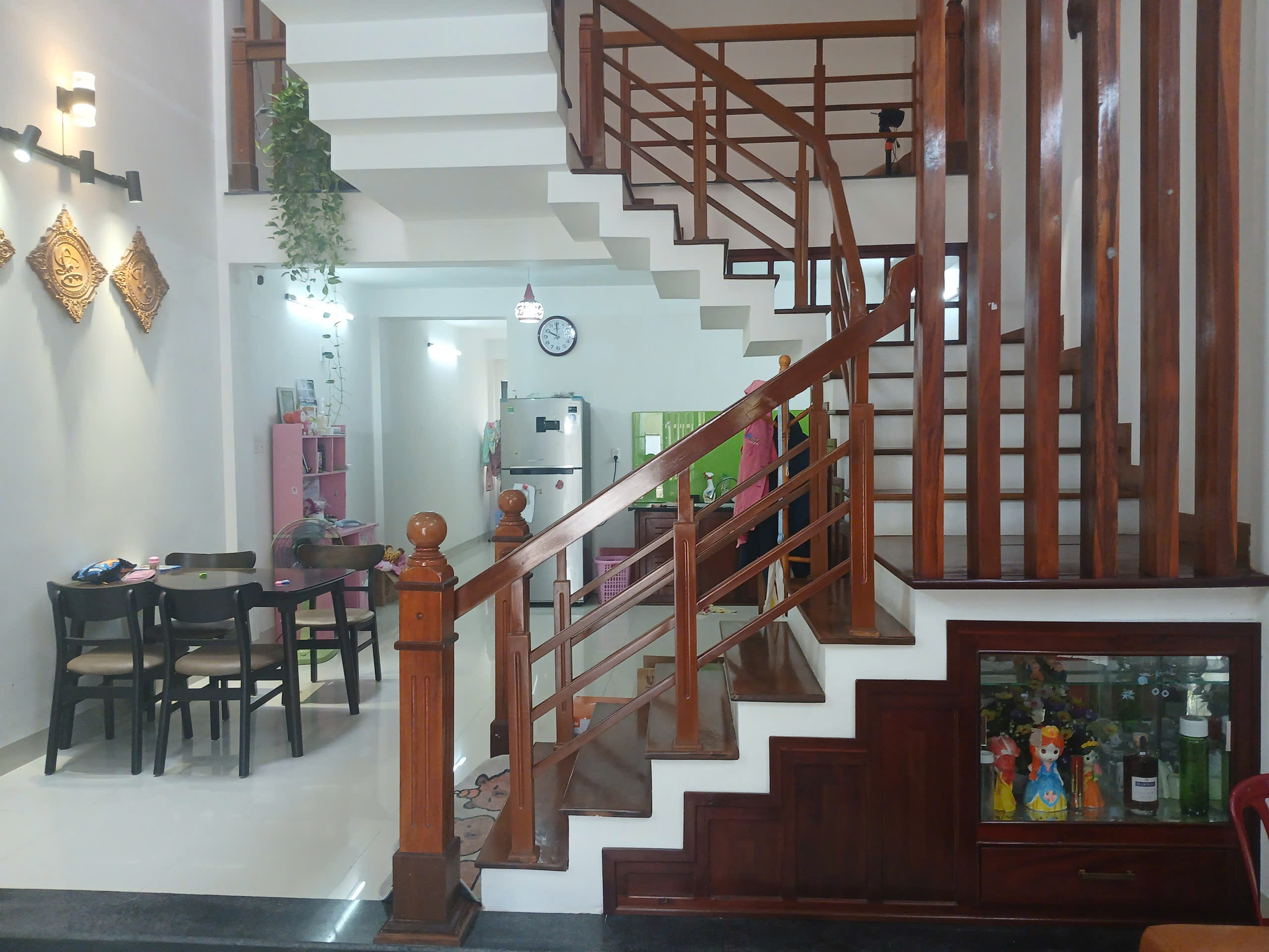 Bán nhà 2,5 tầng đường Hồ Sỹ Dương - thông Nguyễn Phước Tần