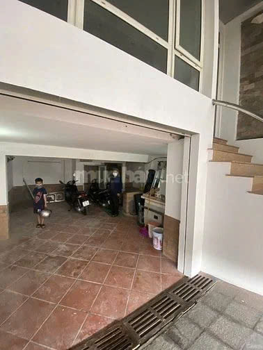 31TR/THÁNG! MẶT PHỐ QUAN HOA 50M2, 6 TẦNG, MT5M. THÔNG SÀN – THANG MÁY