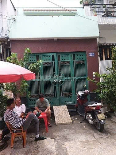 GIA ĐÌNH ĐỊNH CƯ NƯỚC NGOÀI - BÁN GẤP RÁ RẺ NHÀ MẶT TIỀN - P.11 - QUẬN 8 - TP.HCM
