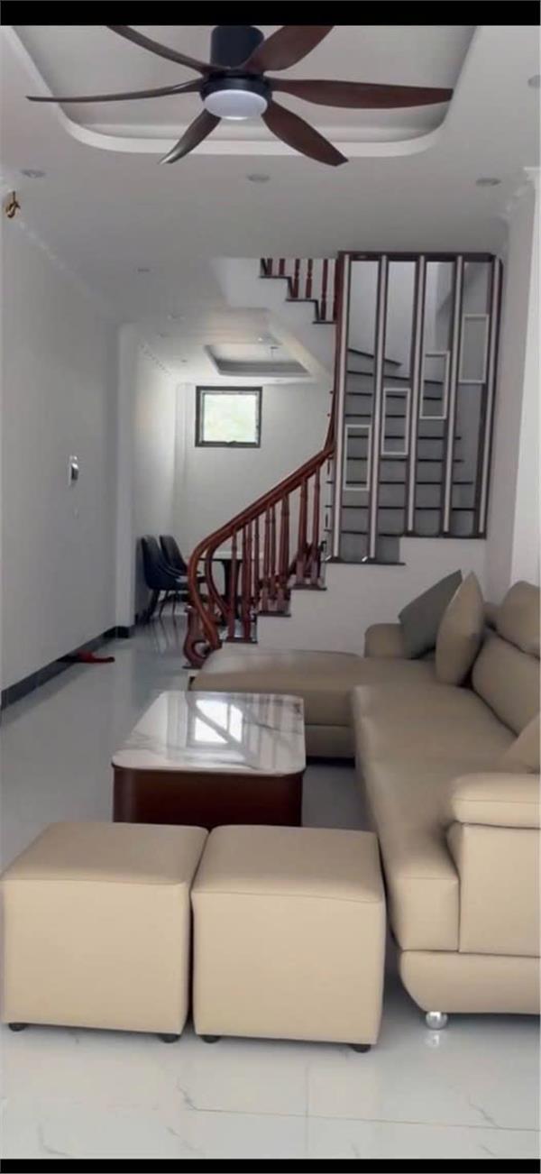 NHÀ ĐẸP ĐAN PHƯỢNG – CHỈ CHƯA TỚI 4 TỶ – XÁCH VALI VỀ Ở NGAY