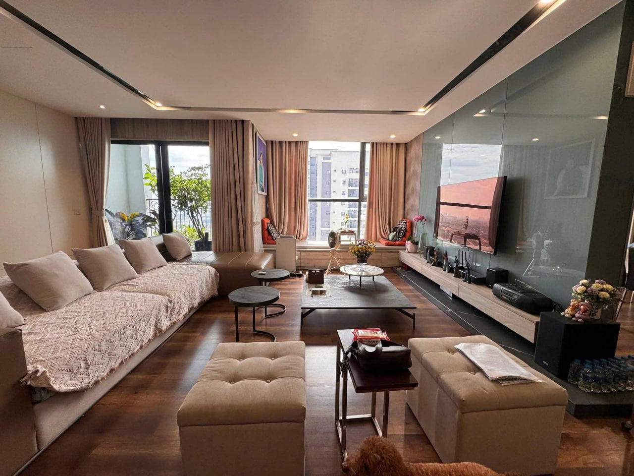 Căn góc 4 ngủ View Triệu đô thành phố Tầng cao Sunshine